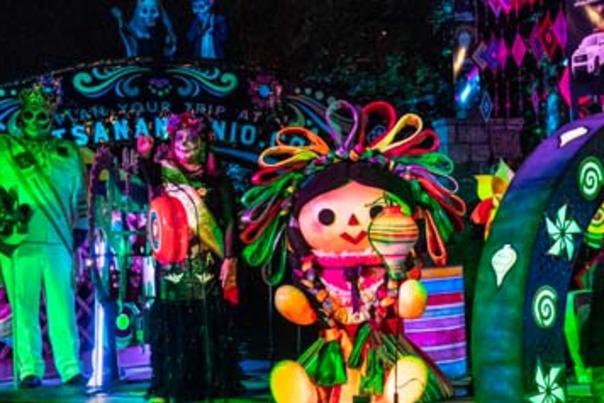 Dia de Muertos River Parade ITN