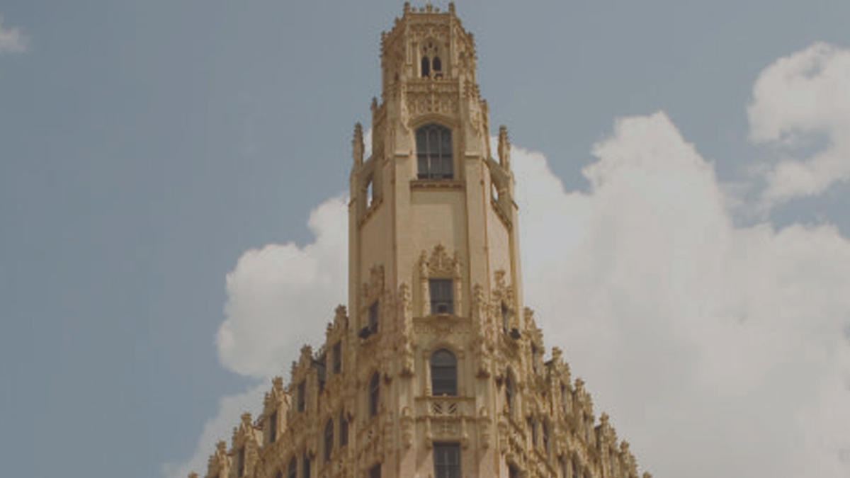 Exterior view of top of Emily Morgan Hotel